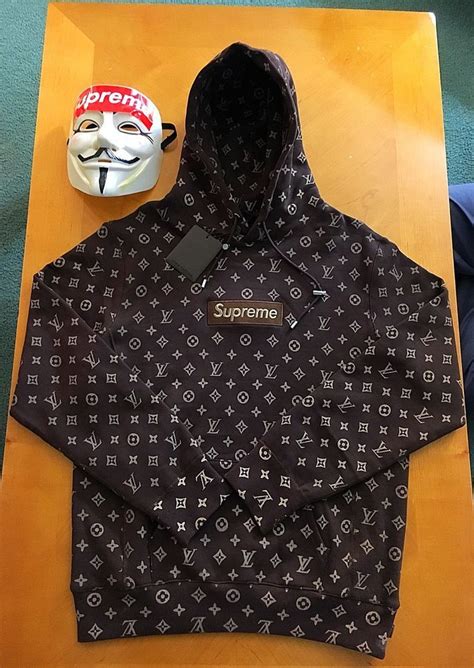 louis vuitton x supreme hoodie retail price|louis vuitton x supreme tracksuit.